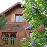 Gîte Gîte Le Chalet du Berger, en pleine nature au milieu des montagnes.